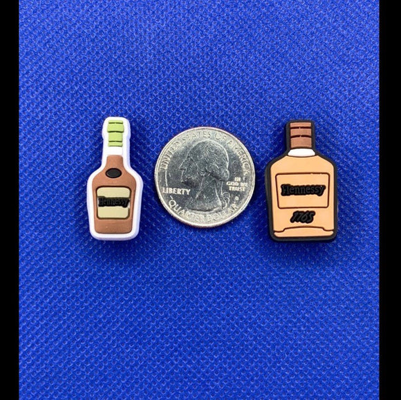 Hennessey Cognac Liquor Bottle Set