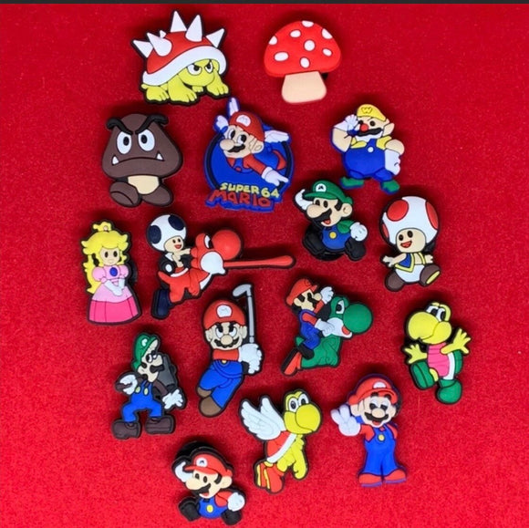 16 pc Charm Set Super Mario